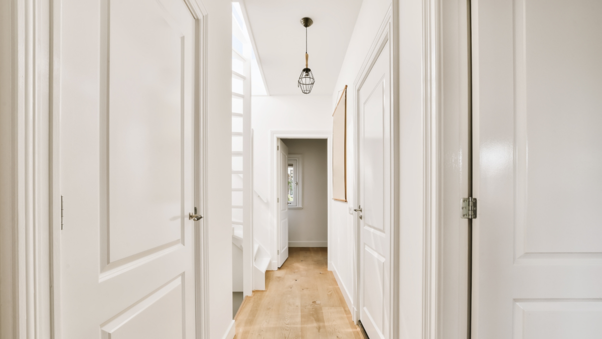 4 Methods to Flip a Hallway Right into a Helpful Room